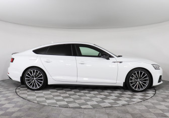 Подержанный автомобиль Audi A5 Liftback 2019 года (4 фото)