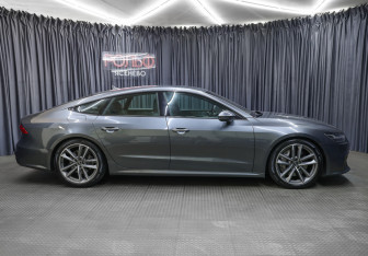 Подержанный автомобиль Audi A7 2018 года (4 фото)