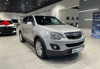 Подержанный автомобиль Opel Antara 2013 года (3 фото)