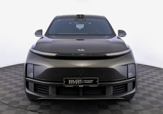 Подержанный автомобиль LiXiang L9 2023 года (2 фото)