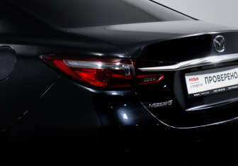 Подержанный автомобиль Mazda 6 Sedan 2019 года (16 фото)