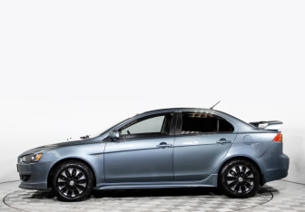 Подержанный автомобиль Mitsubishi Lancer Sedan 2007 года (8 фото)