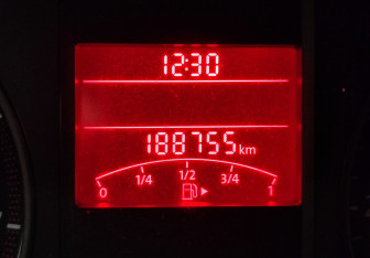 Подержанный автомобиль Volkswagen Polo Sedan 2014 года (15 фото)