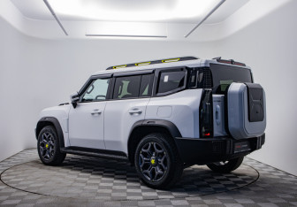 Подержанный автомобиль Jetour T2 2024 года (7 фото)