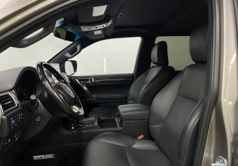Подержанный автомобиль Lexus GX 2021 года (22 фото)