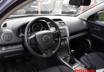 Подержанный автомобиль Mazda 6 Sedan 2008 года (10 фото)