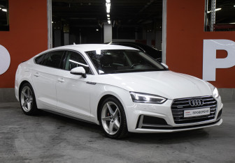 Подержанный автомобиль Audi A5 Liftback 2017 года (3 фото)