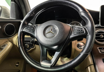 Подержанный автомобиль Mercedes-Benz GLC Coupe 2018 года (14 фото)