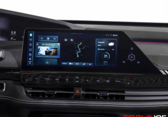 Подержанный автомобиль Changan UNI-K 2023 года (15 фото)