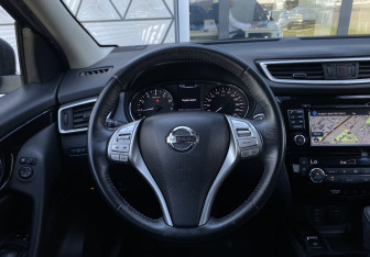 Подержанный автомобиль Nissan Qashqai 2018 года (14 фото)