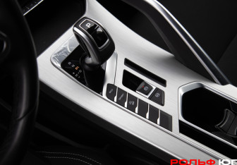 Подержанный автомобиль Geely Coolray 2021 года (22 фото)