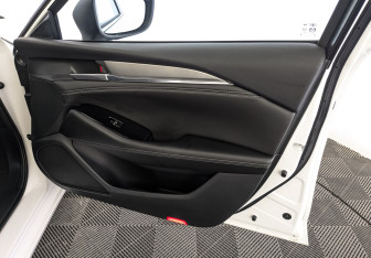 Подержанный автомобиль Mazda 6 Sedan 2023 года (25 фото)