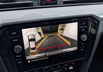 Подержанный автомобиль Volkswagen Passat Sedan 2021 года (27 фото)