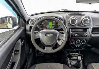 Подержанный автомобиль LADA (ВАЗ) Granta Liftback 2017 года (21 фото)