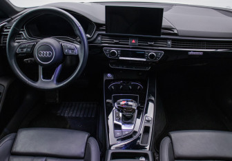 Подержанный автомобиль Audi A5 Liftback 2020 года (13 фото)
