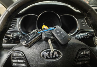 Подержанный автомобиль Kia Ceed Wagon 2013 года (16 фото)