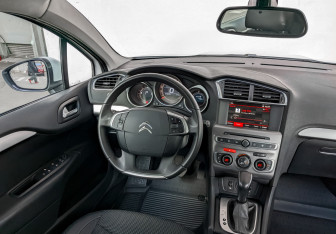 Подержанный автомобиль Citroen C4 Sedan 2021 года (29 фото)