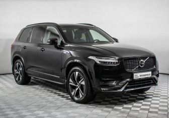 Подержанный автомобиль Volvo XC90 2021 года (3 фото)