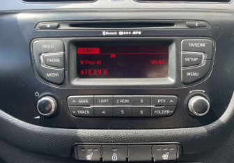 Подержанный автомобиль Kia Ceed Hatchback 2013 года (16 фото)