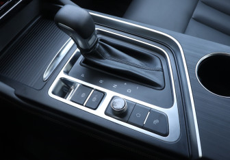 Подержанный автомобиль Omoda S5 2024 года (18 фото)