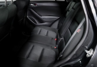 Подержанный автомобиль Mazda CX-5 2014 года (10 фото)