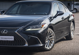 Подержанный автомобиль Lexus ES 2018 года (2 фото)