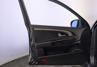 Подержанный автомобиль Kia Ceed Wagon 2011 года (19 фото)