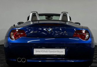 Подержанный автомобиль BMW Z4 Roadster 2008 года (25 фото)