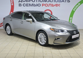 Подержанный автомобиль Lexus ES 2016 года (3 фото)