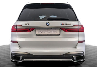Подержанный автомобиль BMW X7 2019 года (6 фото)