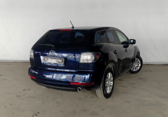 Подержанный автомобиль Mazda CX-7 2011 года (4 фото)