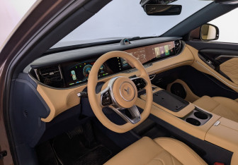 Подержанный автомобиль Voyah Free 2025 года (16 фото)