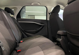 Подержанный автомобиль LADA (ВАЗ) Vesta Wagon 2019 года (12 фото)