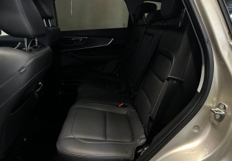 Подержанный автомобиль Chery Tiggo 8 2021 года (10 фото)