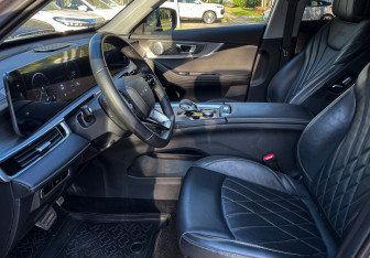 Подержанный автомобиль Chery Tiggo 8 Pro Max 2024 года (11 фото)