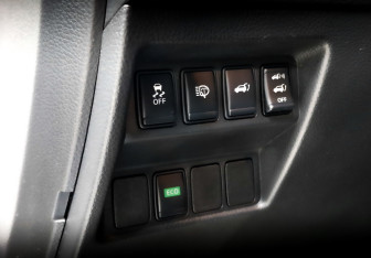 Подержанный автомобиль Nissan X-Trail 2017 года (29 фото)