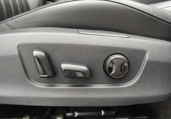 Подержанный автомобиль Skoda Superb Liftback 2018 года (24 фото)