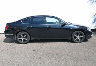 Подержанный автомобиль Nissan Teana 2007 года (4 фото)