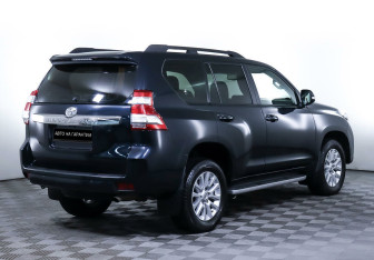 Подержанный автомобиль Toyota Land Cruiser Prado 2014 года (5 фото)