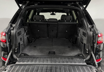 Подержанный автомобиль BMW X5 2021 года (9 фото)