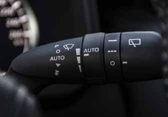 Подержанный автомобиль Toyota Land Cruiser Suv 2024 года (29 фото)