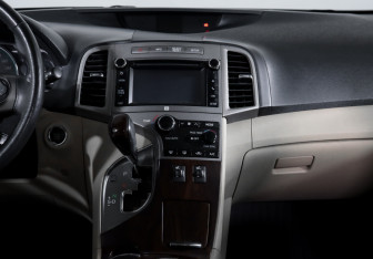 Подержанный автомобиль Toyota Venza 2013 года (13 фото)