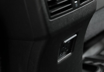 Подержанный автомобиль DongFeng AX7 2017 года (12 фото)