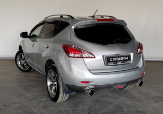 Подержанный автомобиль Nissan Murano Suv 2013 года (4 фото)