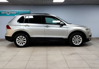Подержанный автомобиль Volkswagen Tiguan 2019 года (4 фото)