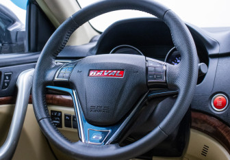 Подержанный автомобиль Haval H6 2019 года (15 фото)