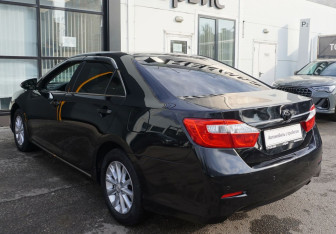 Подержанный автомобиль Toyota Camry Sedan 2014 года (7 фото)