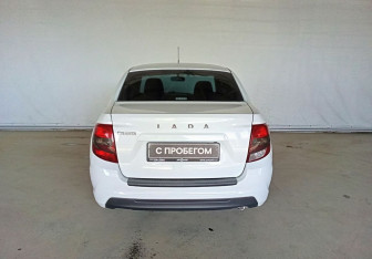 Подержанный автомобиль LADA (ВАЗ) Granta Sedan 2023 года (5 фото)