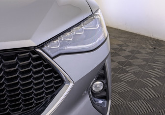 Подержанный автомобиль Haval F7x 2021 года (12 фото)