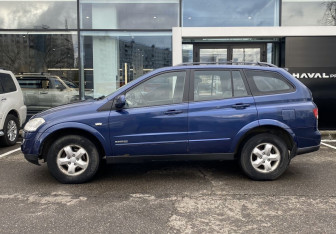 Подержанный автомобиль SsangYong Kyron 2010 года (8 фото)